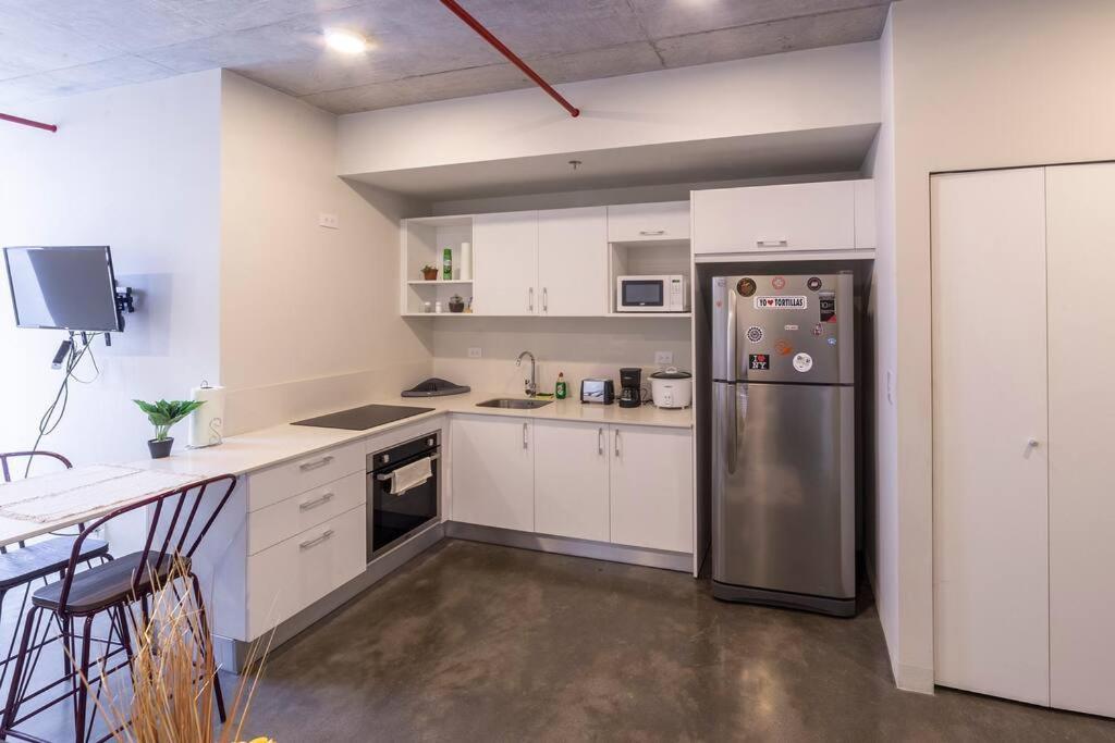 2512 URBN Escalante Hermoso Loft SIN PARQUEO