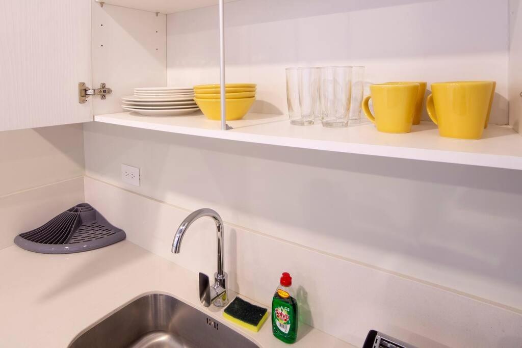 2512 URBN Escalante Hermoso Loft SIN PARQUEO