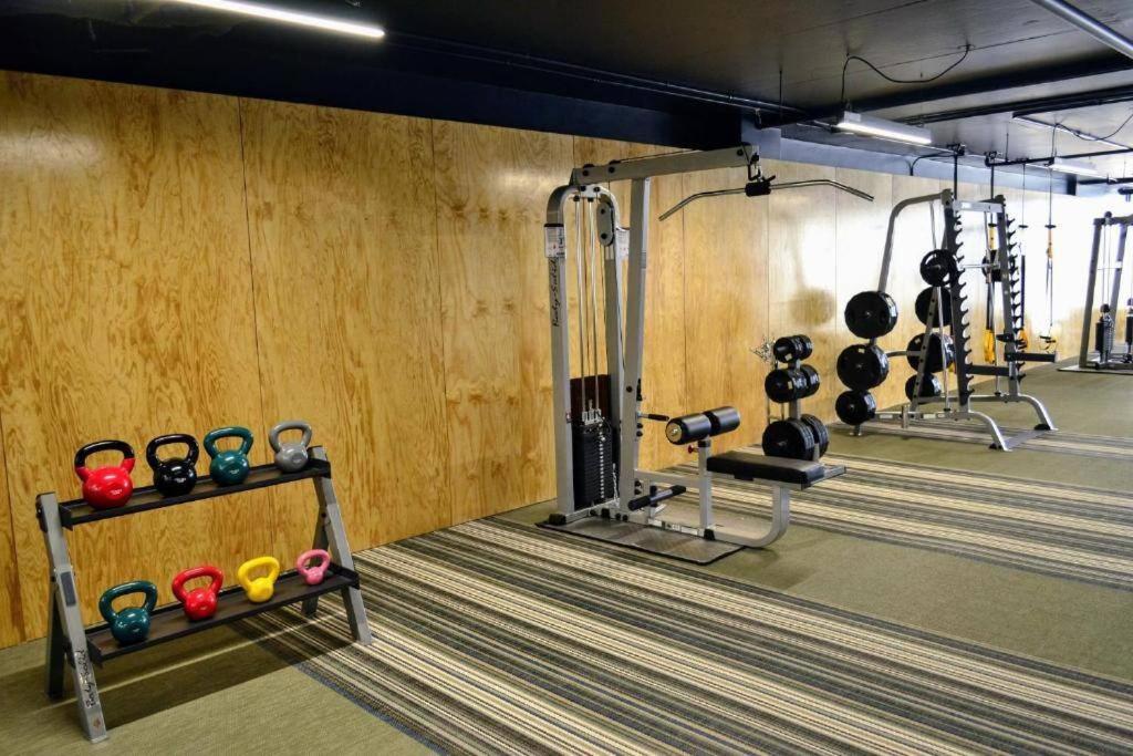 2512 URBN Escalante Hermoso Loft SIN PARQUEO