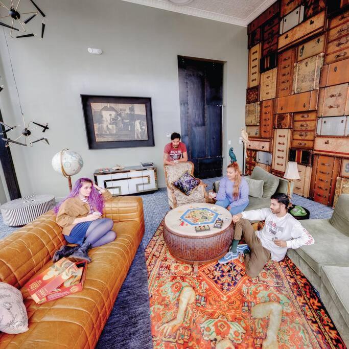 2512 URBN Escalante Hermoso Loft SIN PARQUEO