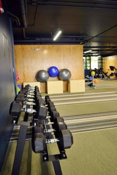 2512 URBN Escalante Hermoso Loft SIN PARQUEO
