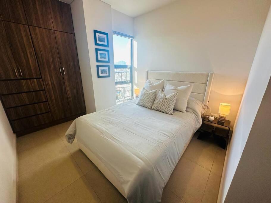 Modern Apartment Steps from Santa Lucia 2Bds/6 Pax - Property Image 2