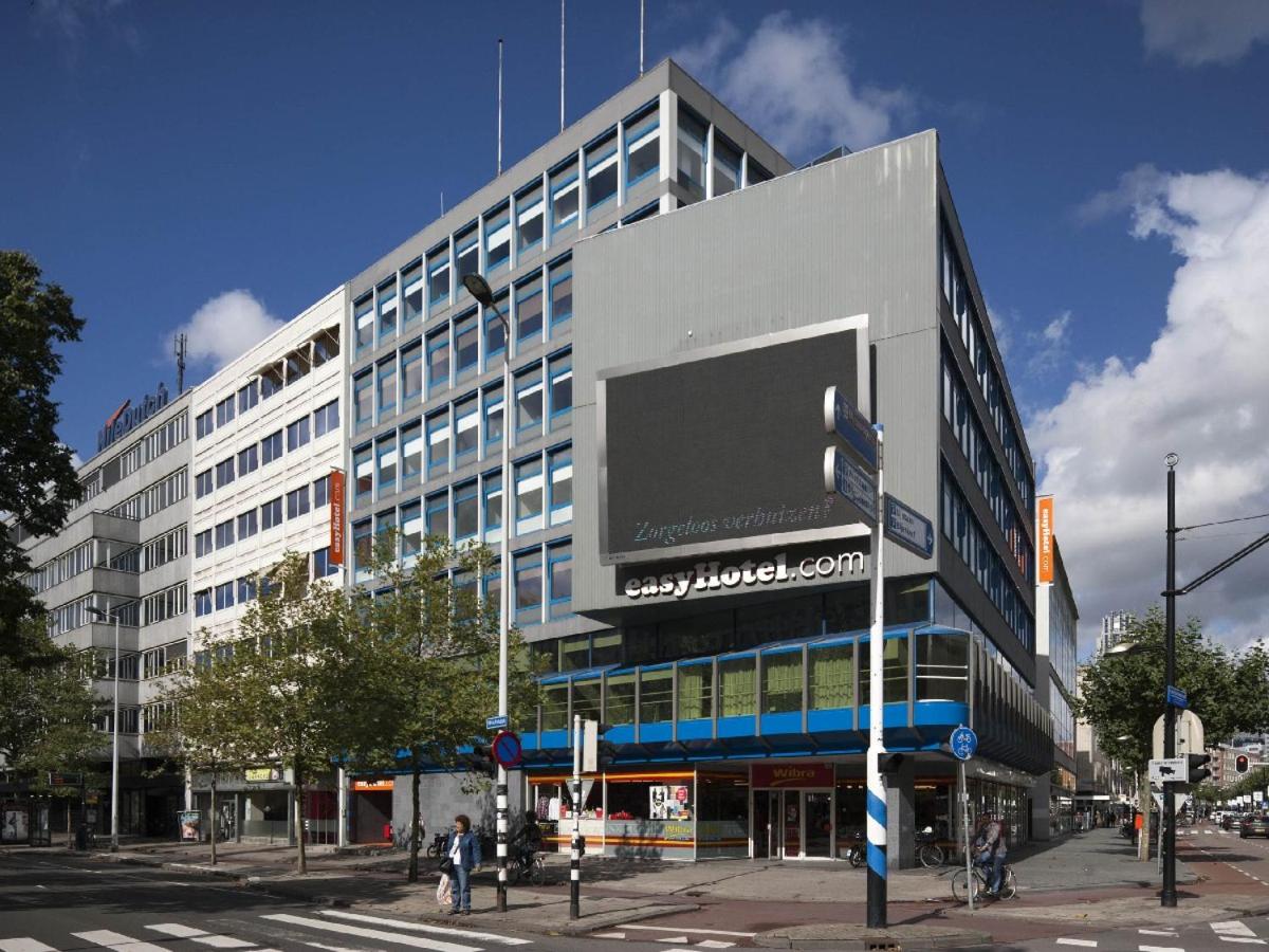 Hotel easyHotel Rotterdam City Centre - Image 1