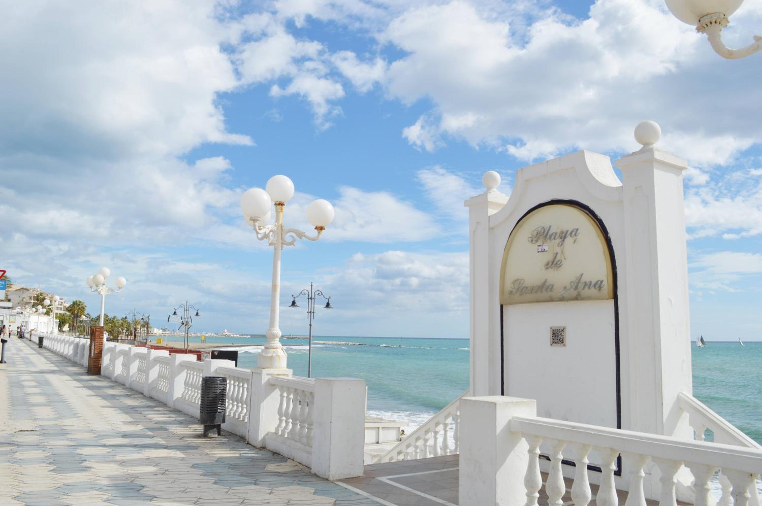Apart Benálmadena with SWIMMING POOL open all year