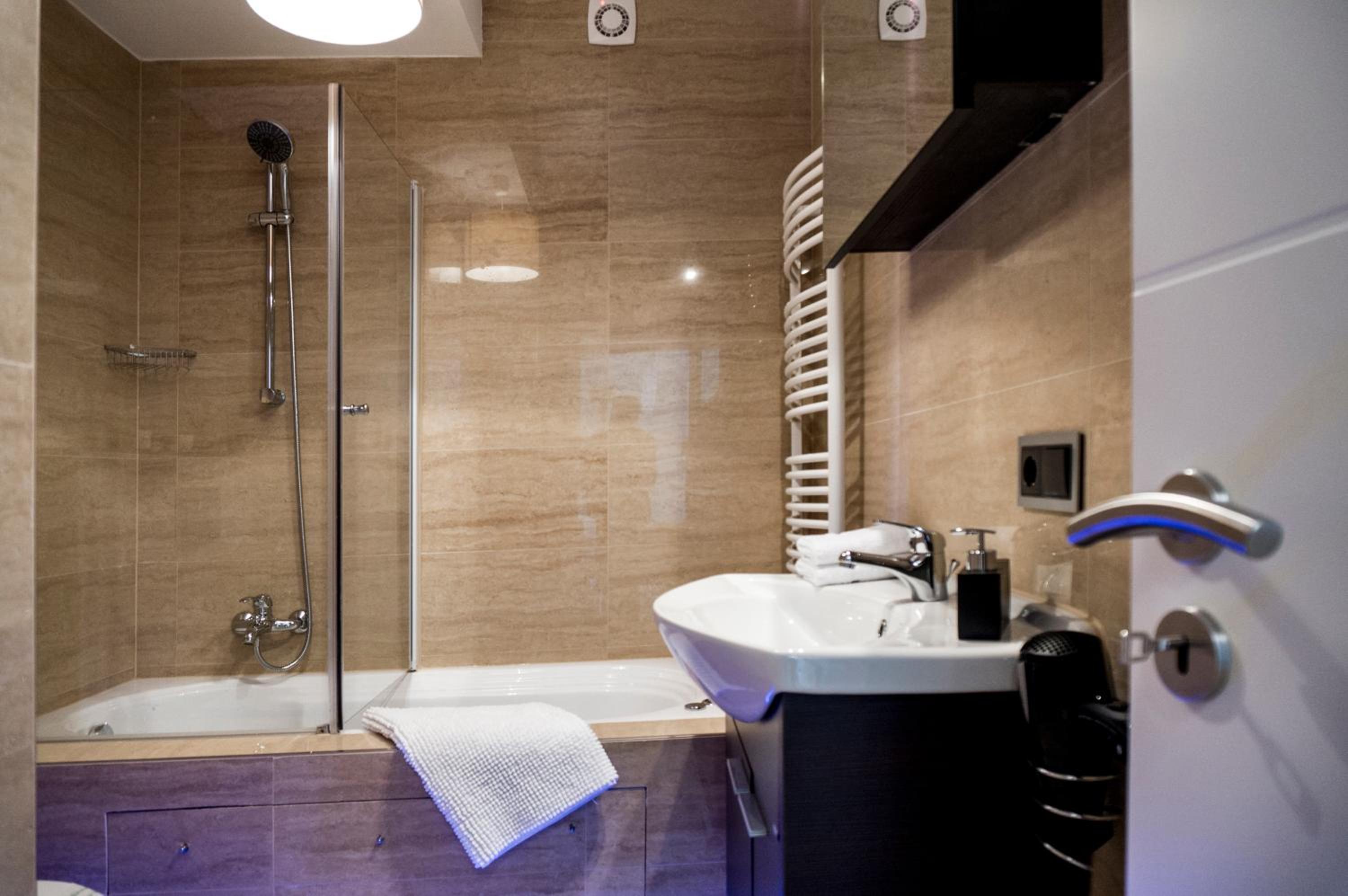 The Queen Luxury Apartments - Villa Marilyn