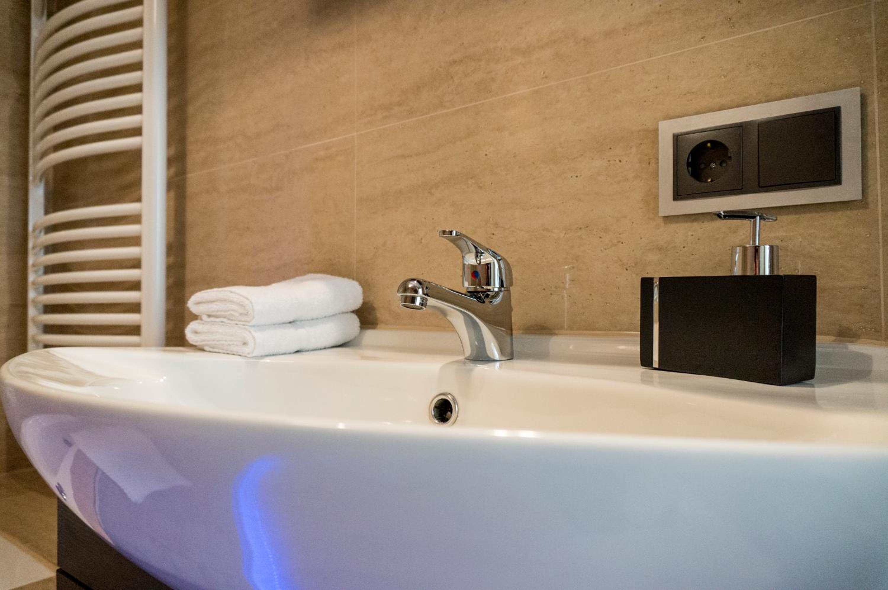 The Queen Luxury Apartments - Villa Marilyn