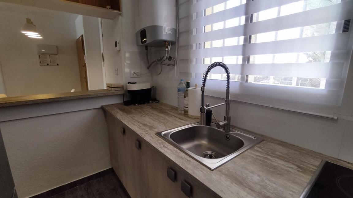 Stylish Seaview Apartment
