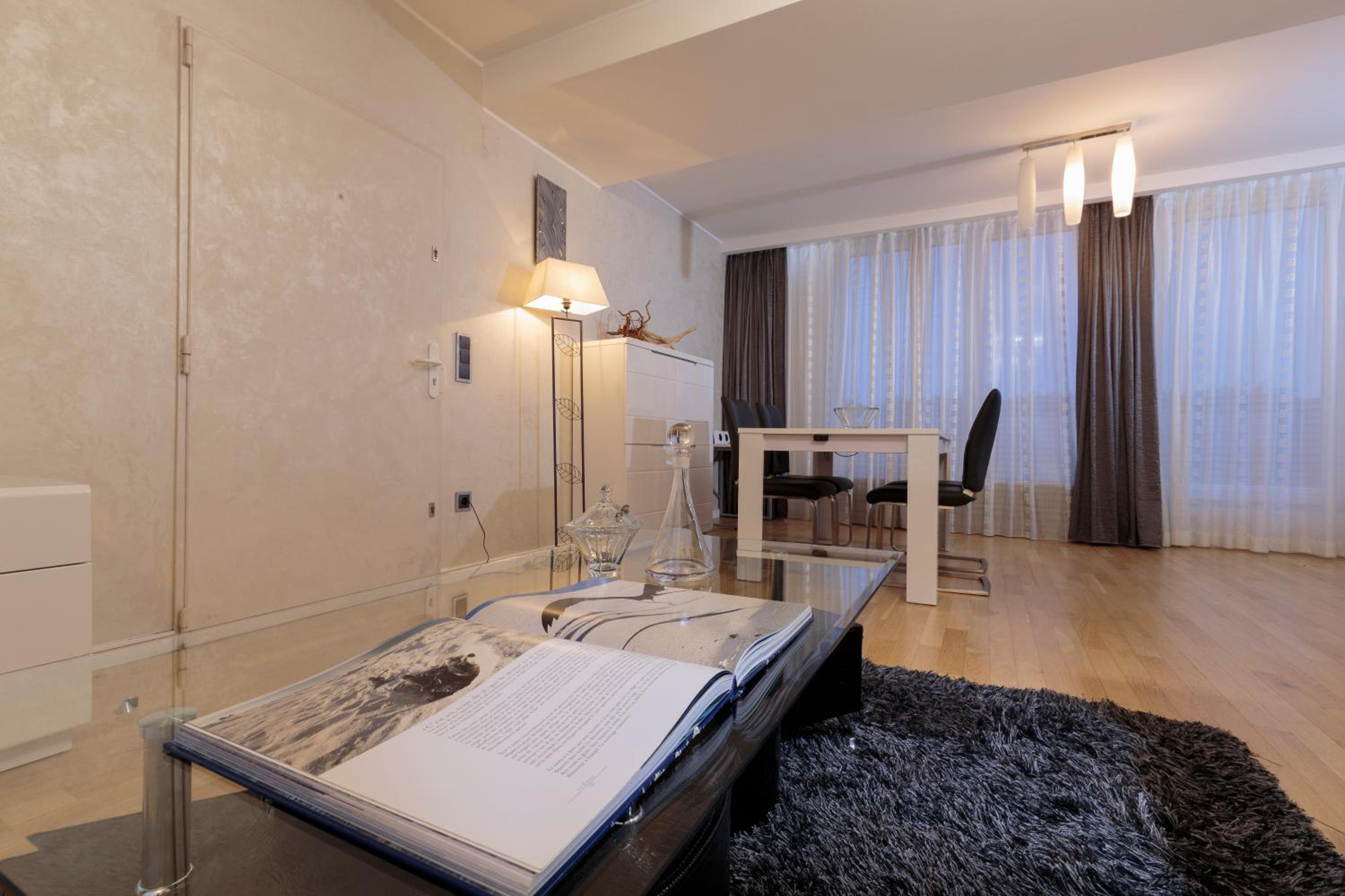 The Queen Luxury Apartments - Villa Marilyn