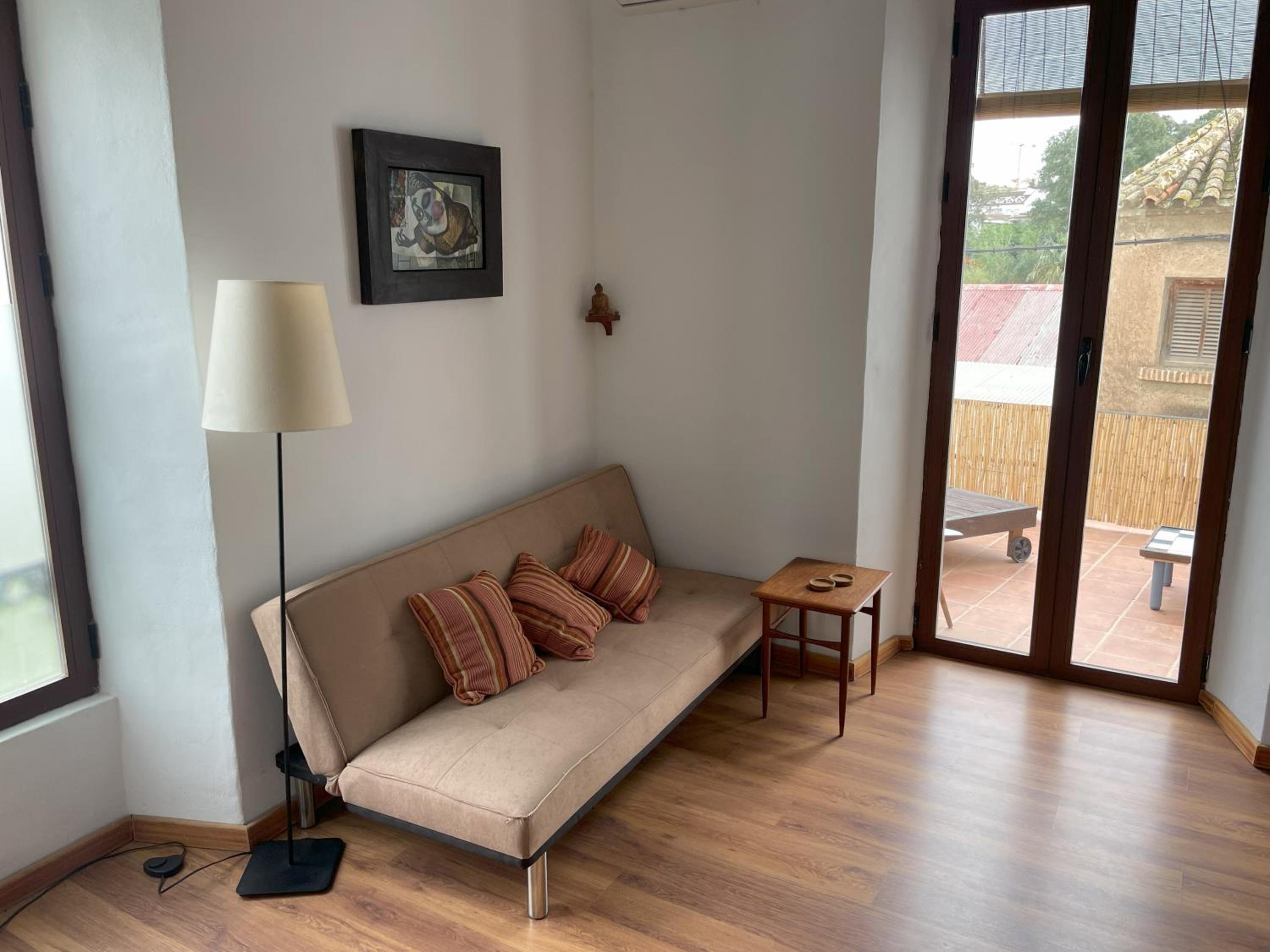 Artistic and spacious apartment