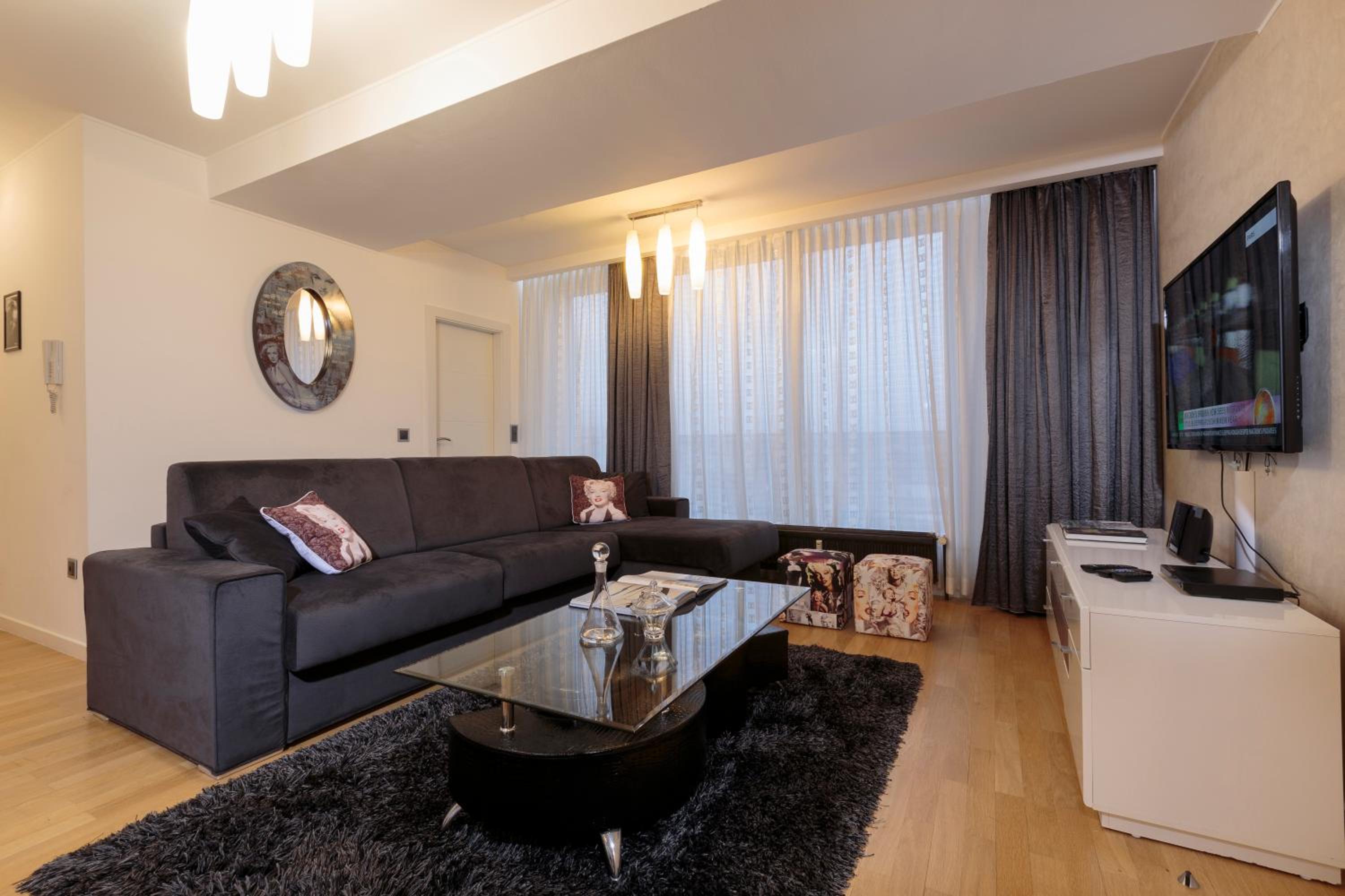 The Queen Luxury Apartments - Villa Marilyn