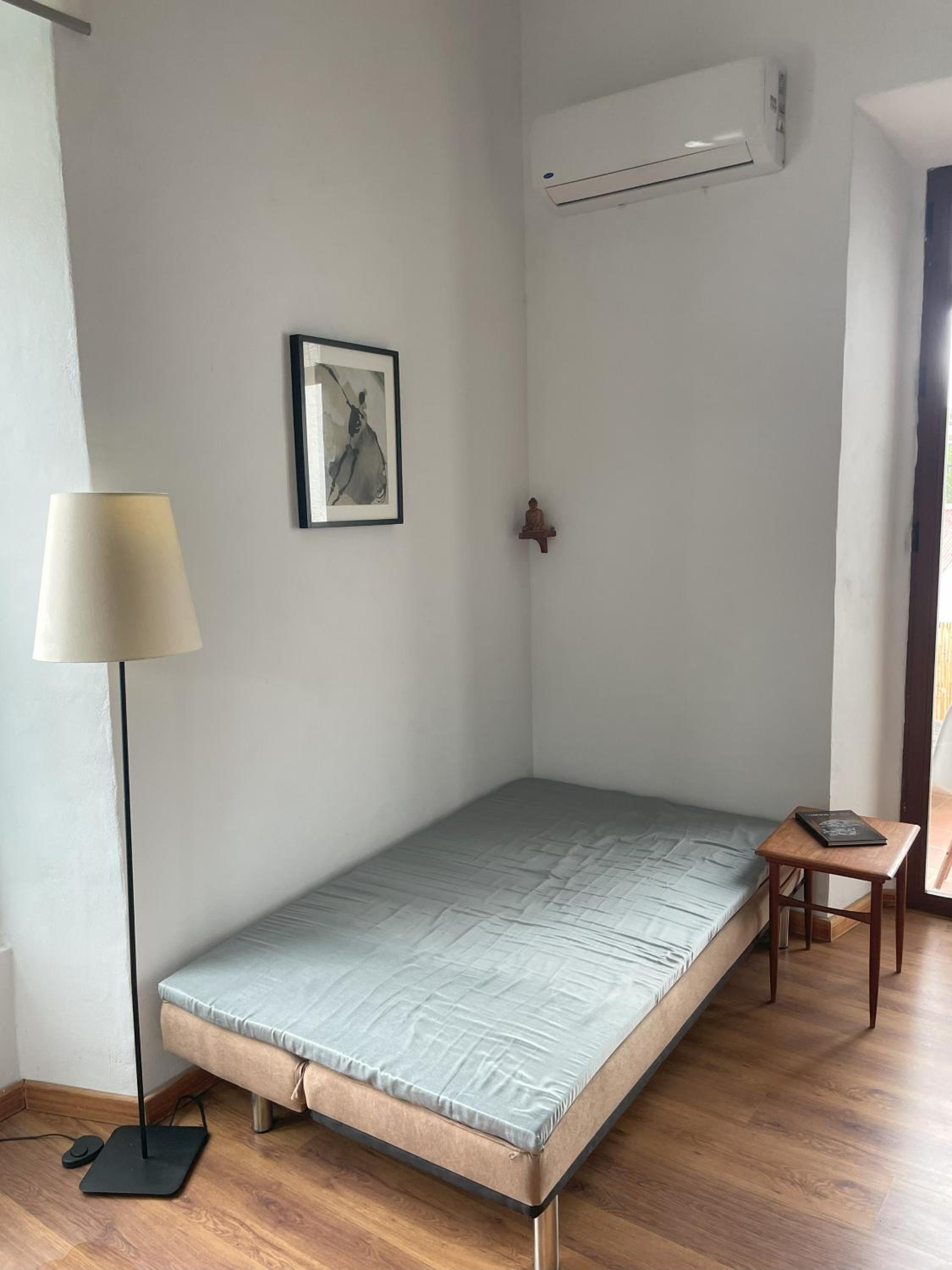 Artistic and spacious apartment