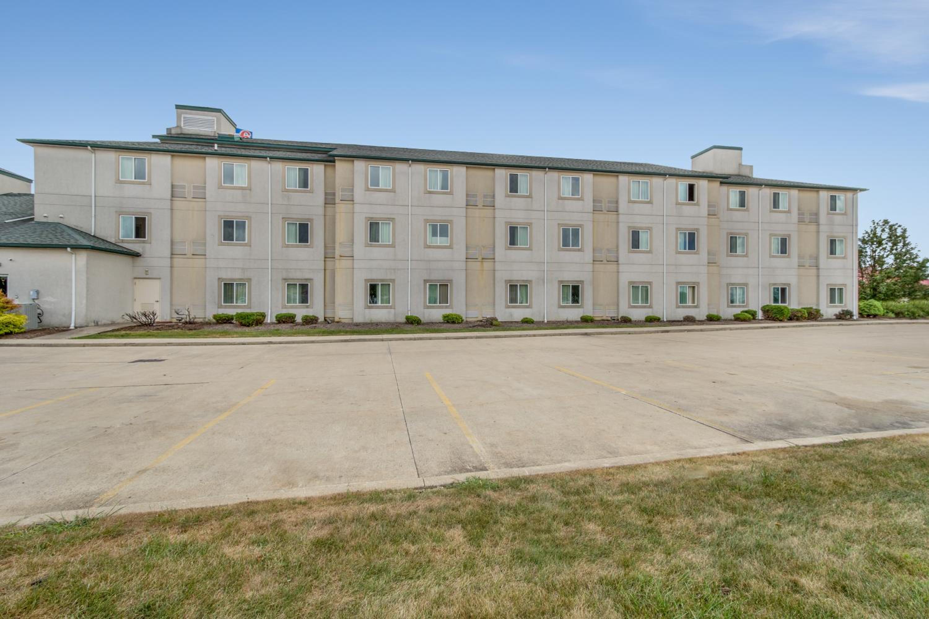 Motel 6-Medina, OH - Cleveland