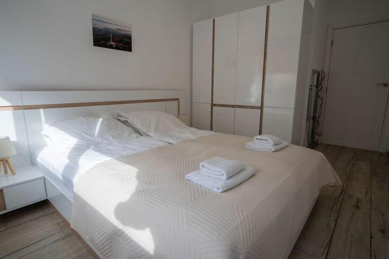 1BDR Flat Sofia center near Cathedral Alexander Nevsky by Top Kvartiri Ltd