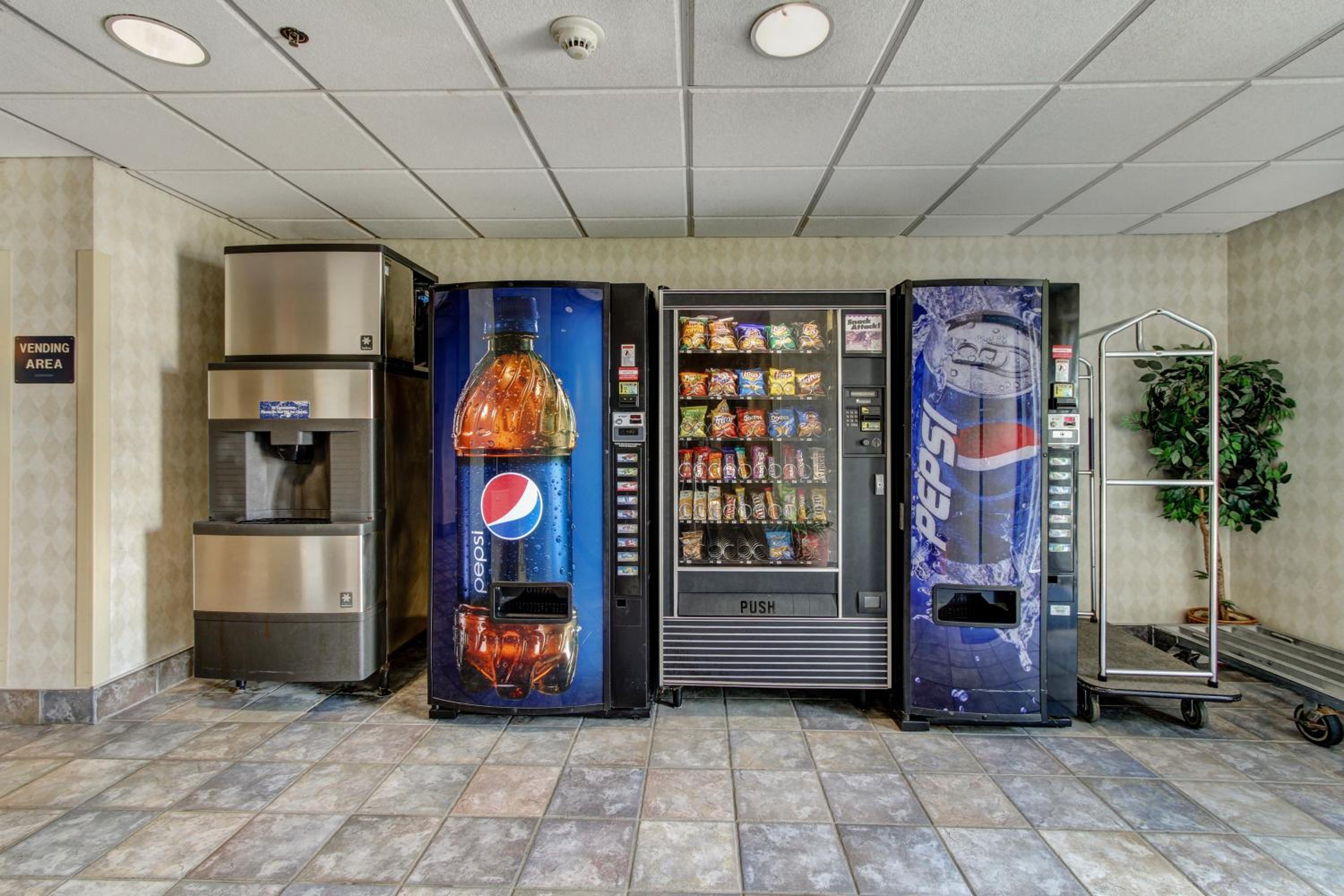 Motel 6-Medina, OH - Cleveland