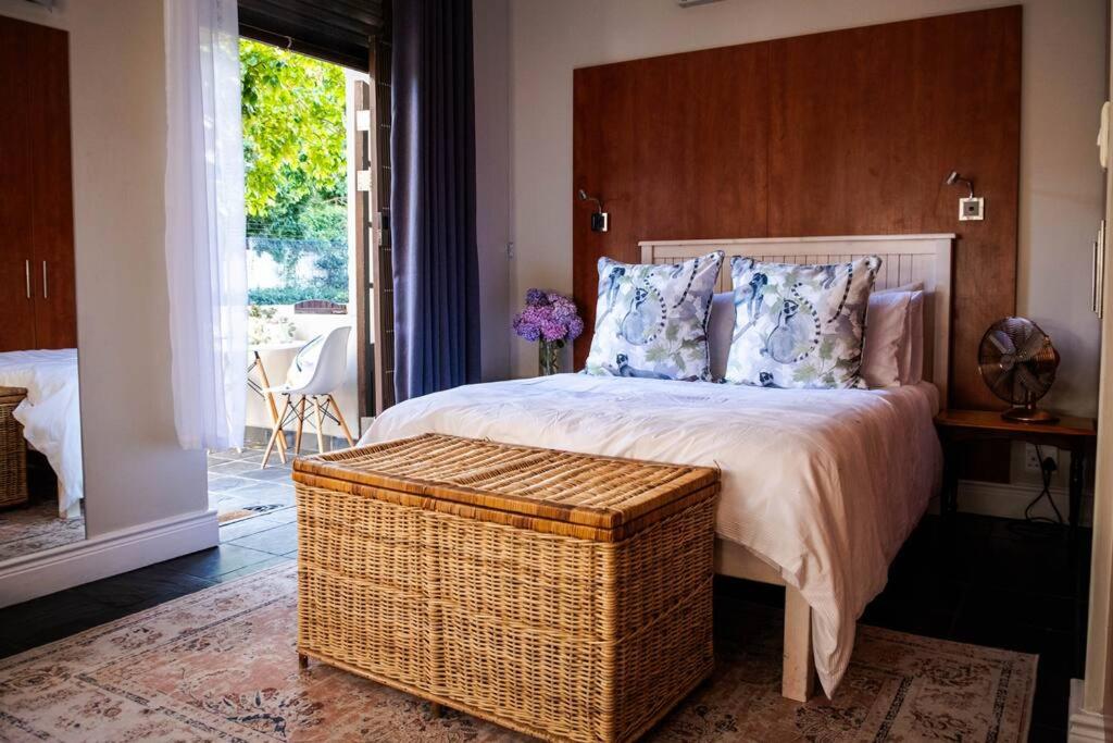 Apartment in central Stellenbosch view 4