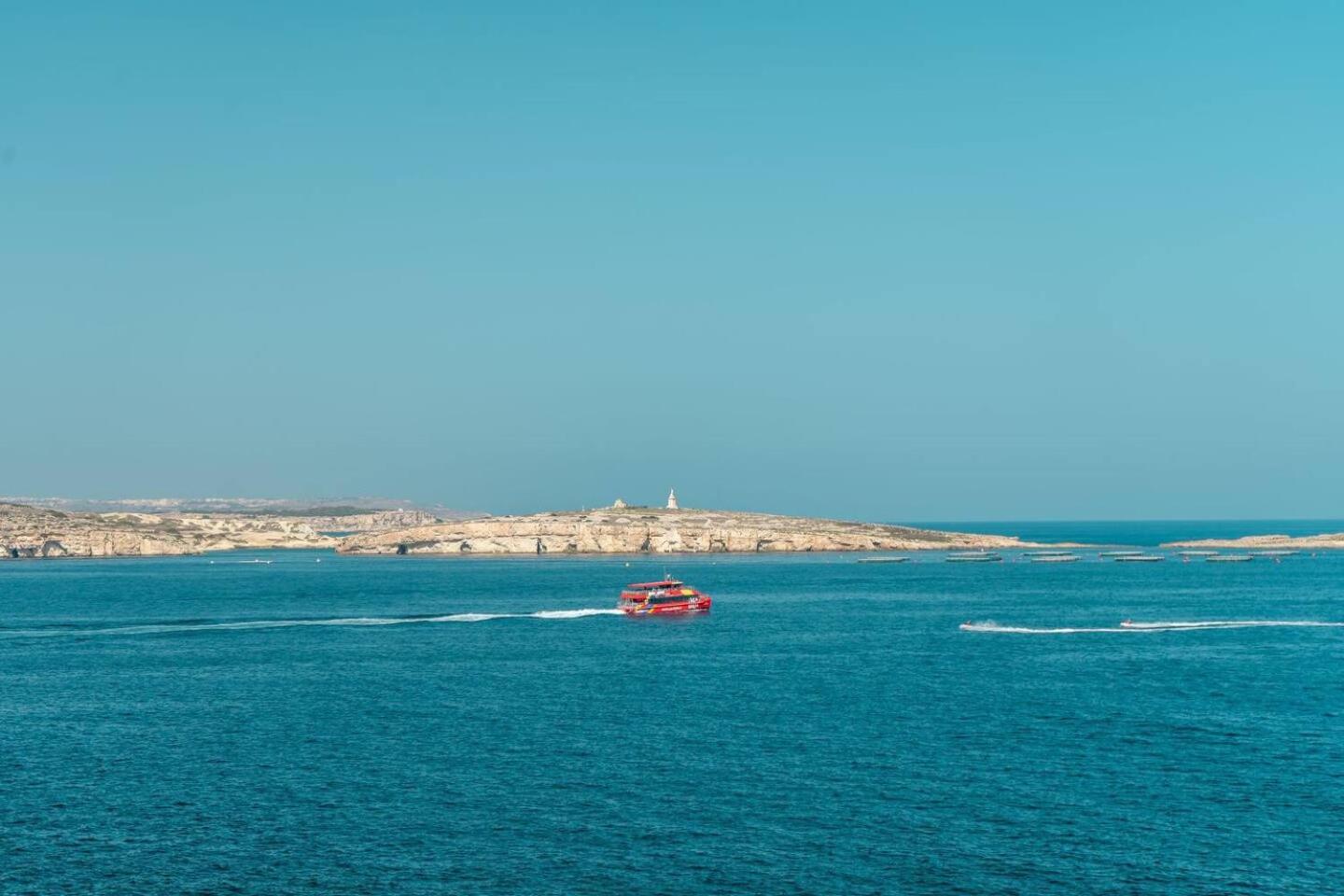 Seafront Bugibba 2BED apartment by Homely photo 3