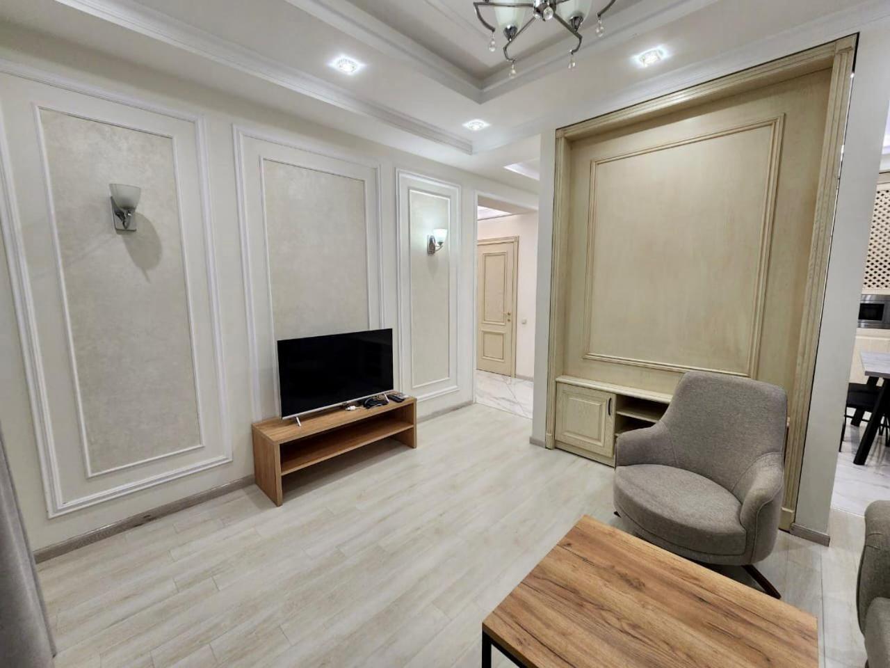Exclusive & Brilliant 2 Bedroom in CITY CENTER, by Republic Square
