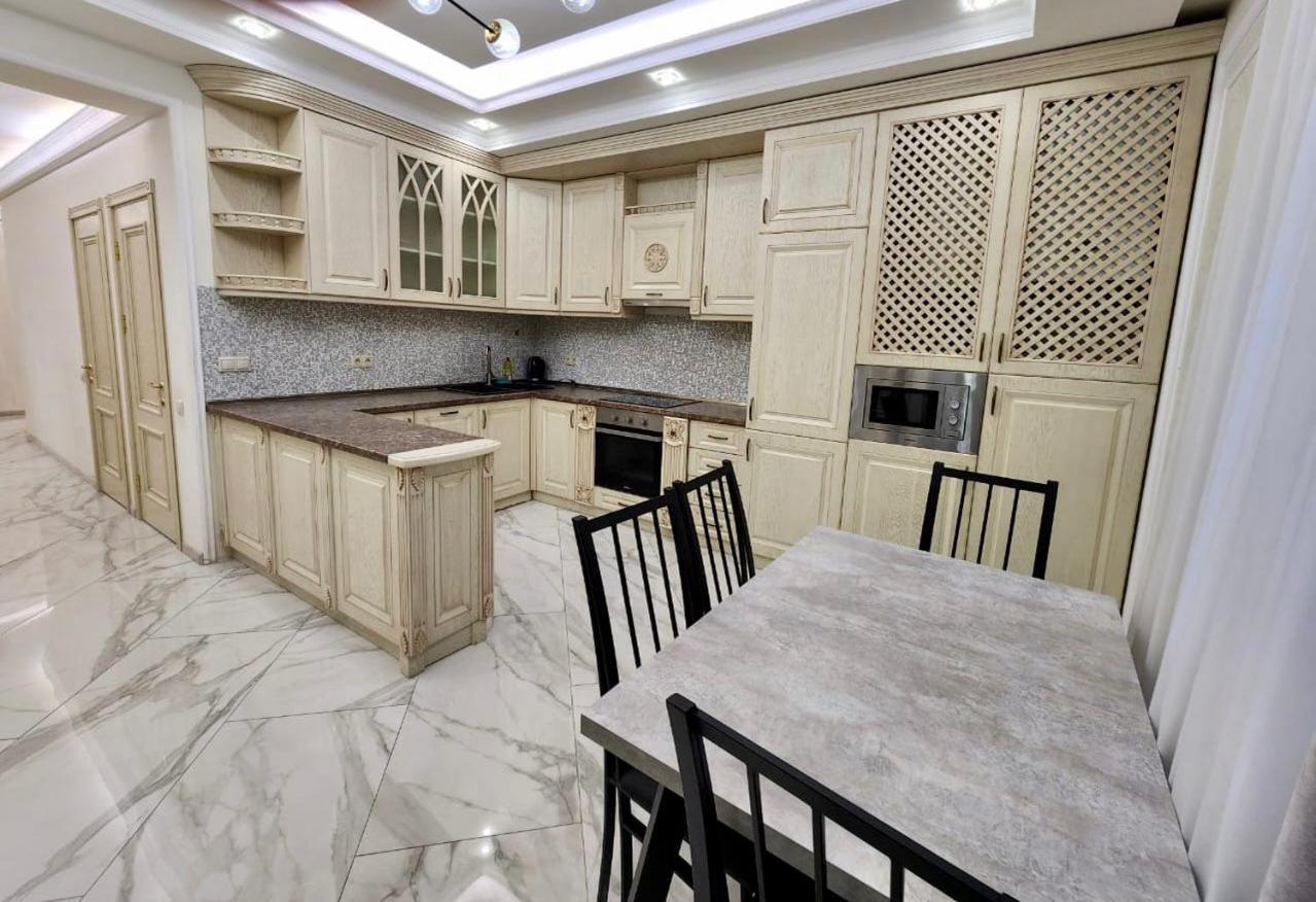 Exclusive & Brilliant 2 Bedroom in CITY CENTER, by Republic Square