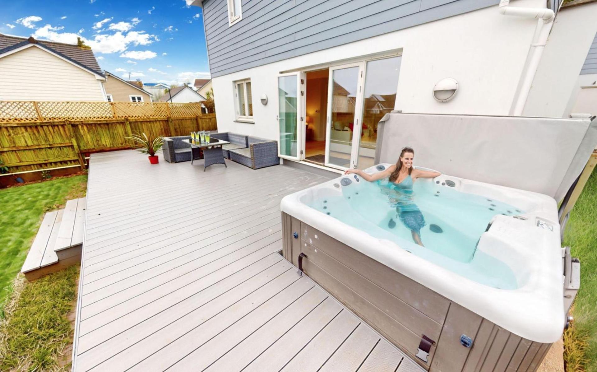 Croyde Ocean Breeze 5 Bedrooms view 4