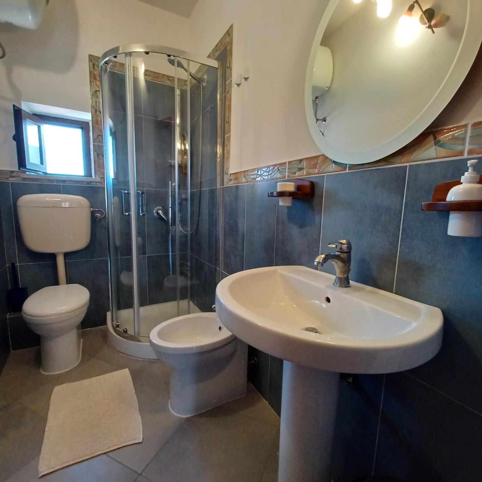 Genius Home view 3