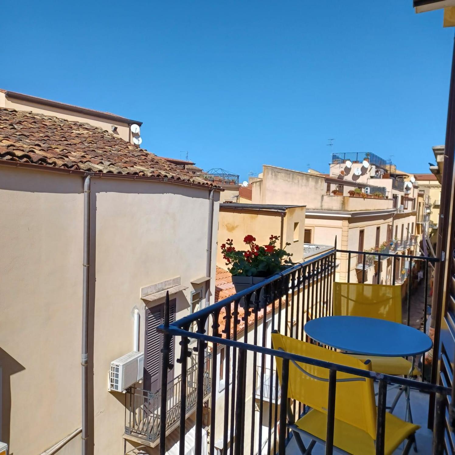 Genius Home view 2