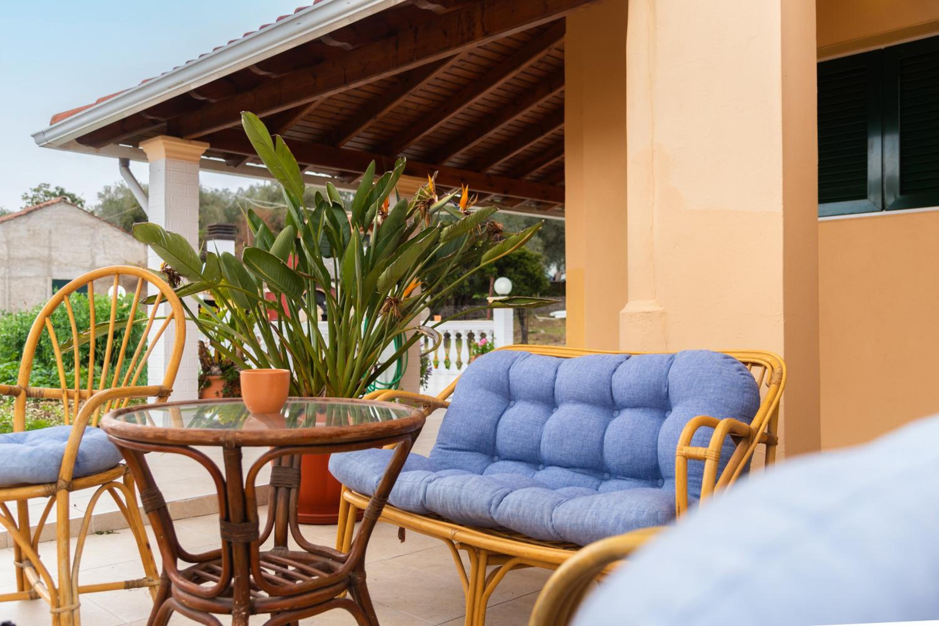Loutra Holiday House