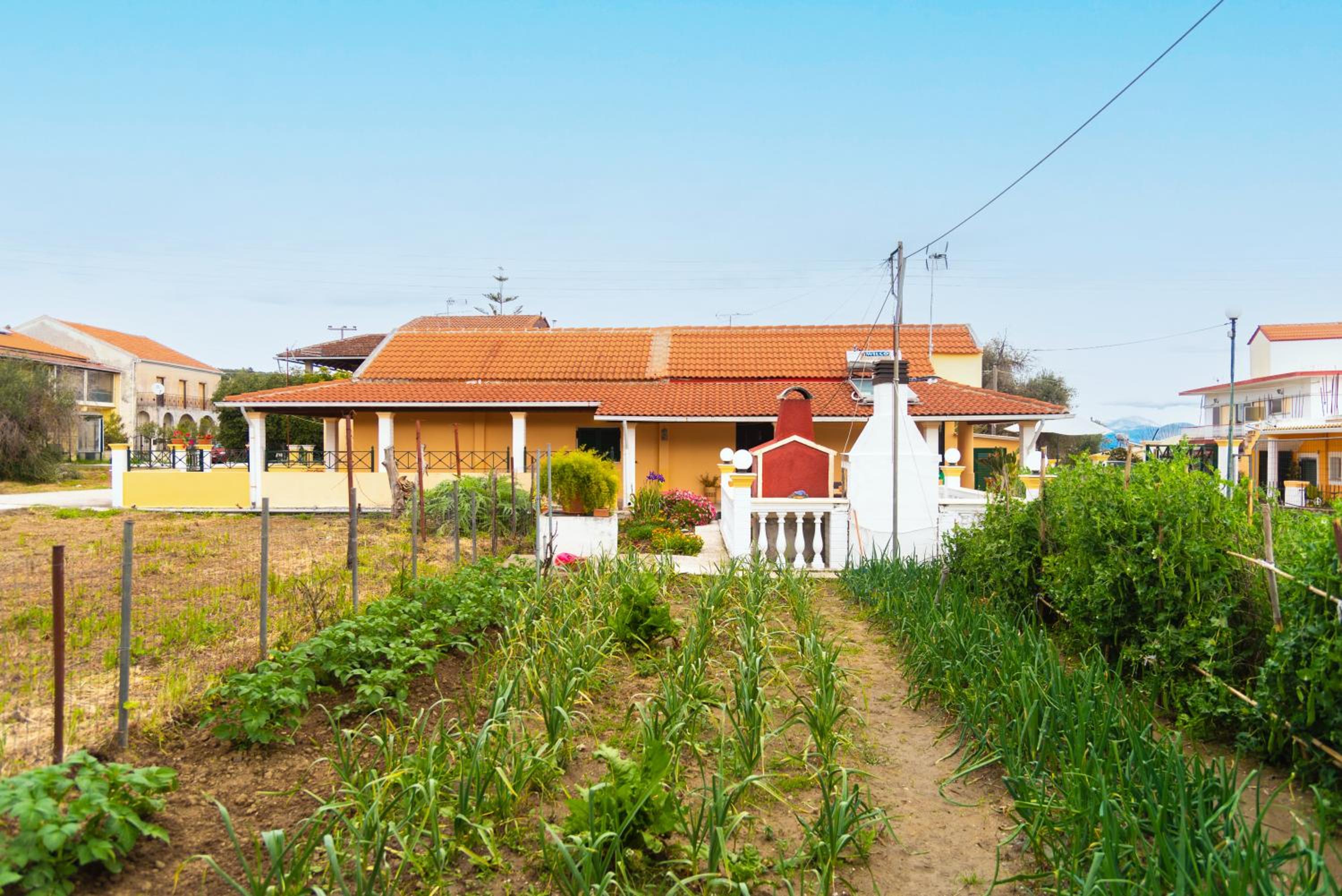 Loutra Holiday House