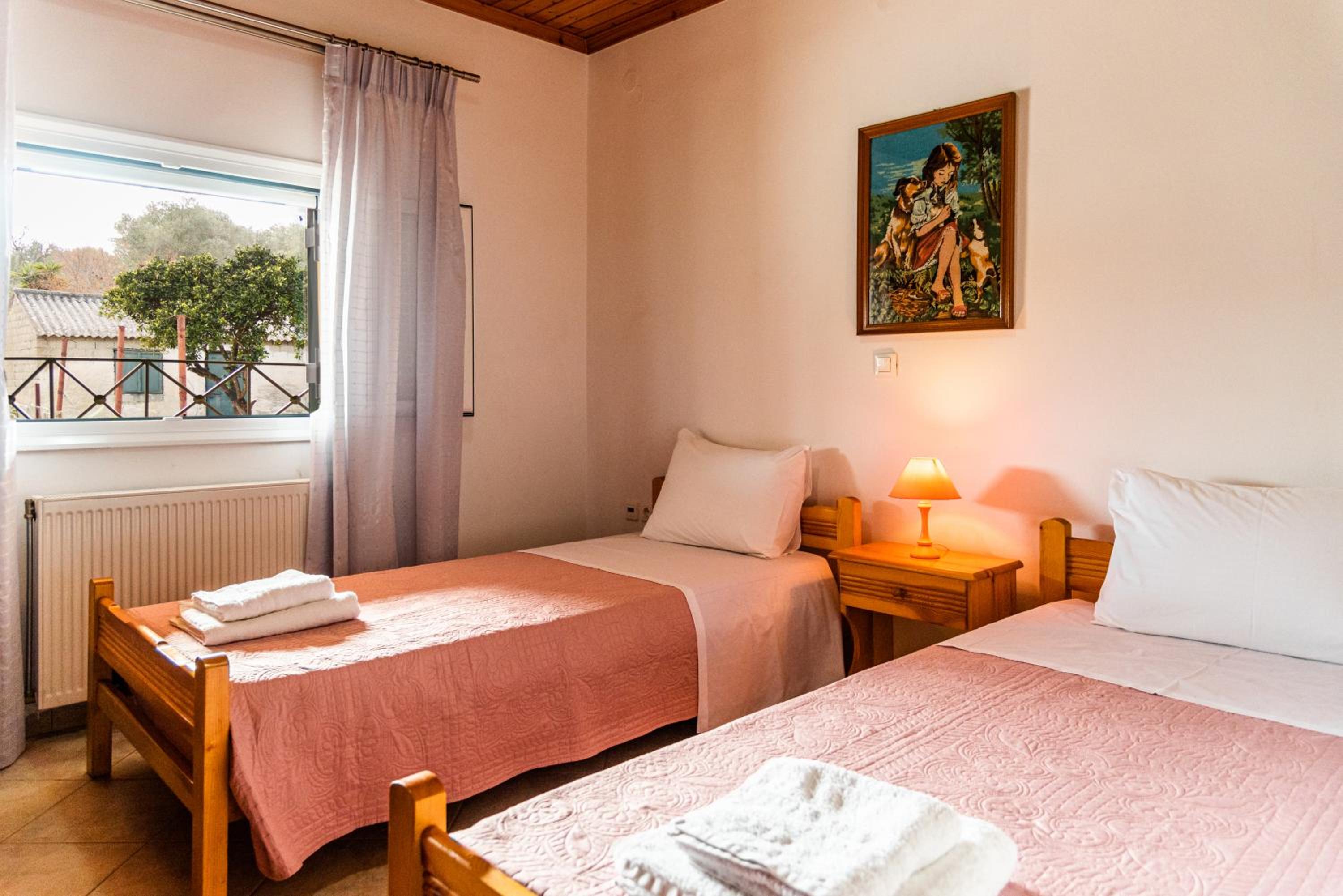 Loutra Holiday House