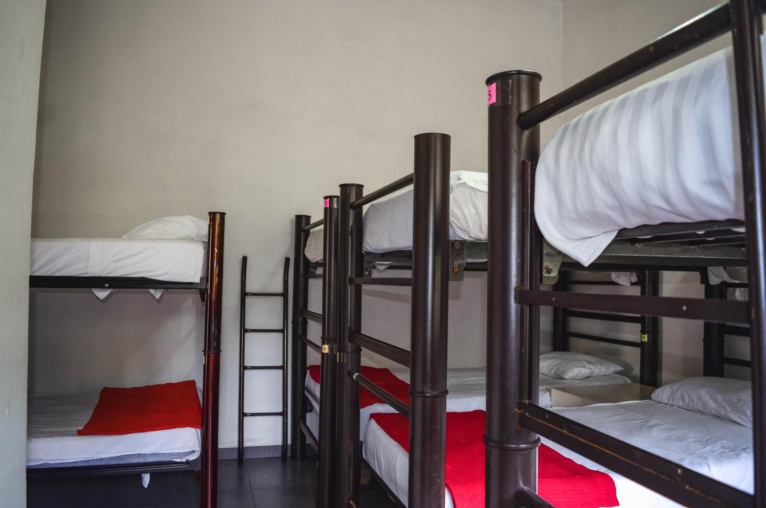 Naranjo Hostel