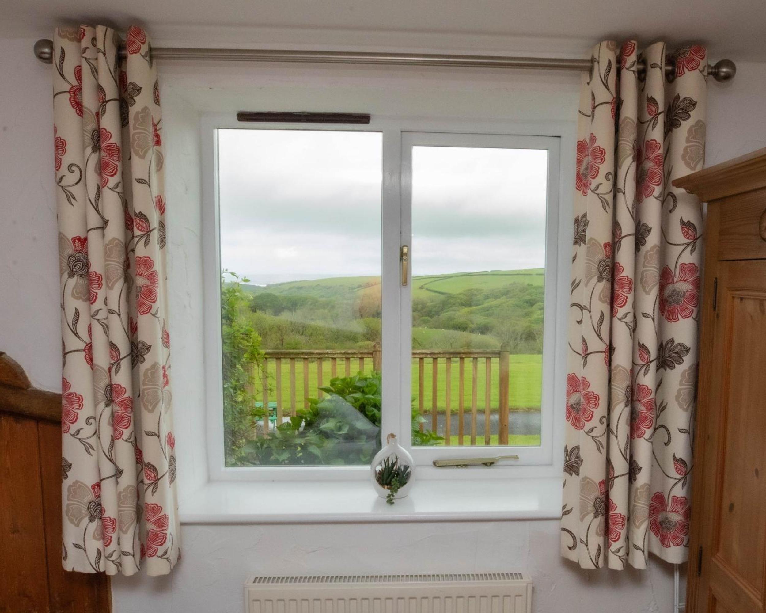 Trespaddick, coastal views Treworgie Barton view 5