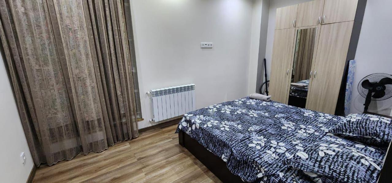 Love Chic LIVING - Modern 1 Bedroom By Republic Square, Middle of Center, New Building