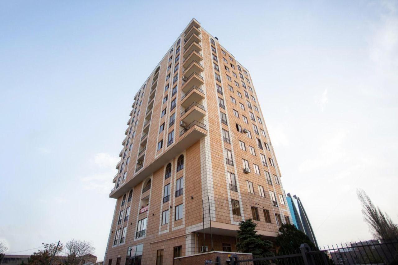 Love Chic LIVING - Modern 1 Bedroom By Republic Square, Middle of Center, New Building