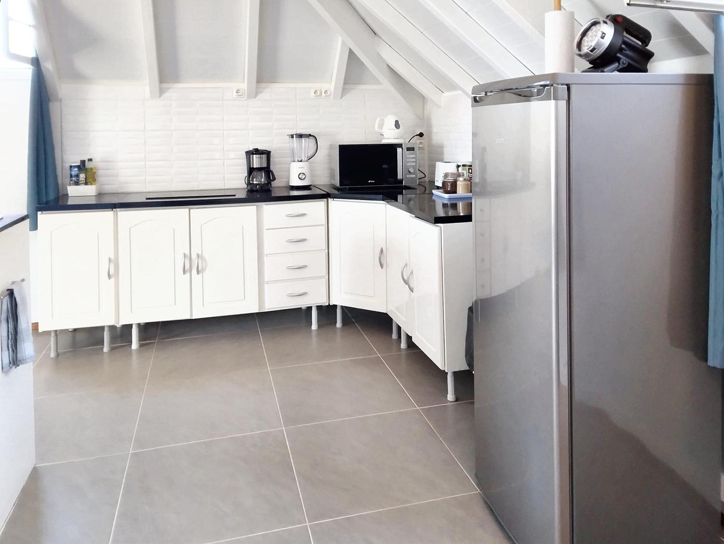 Studio lumineux avec vue sur la mer à Baillif – 45 m² + Terrasse