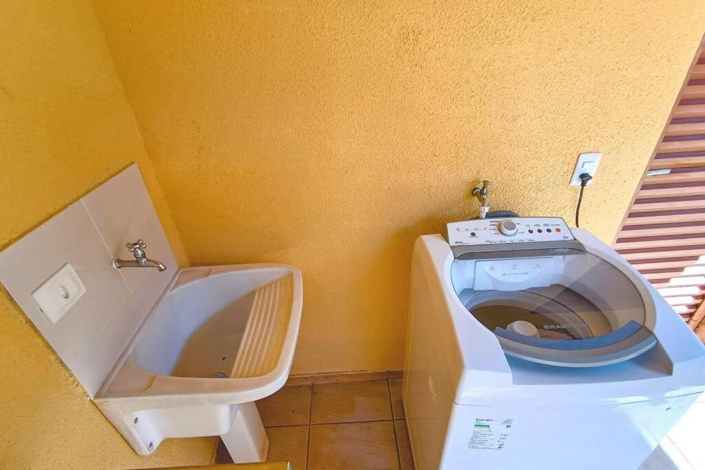 Sobrado Com Piscina proximo aeroporto