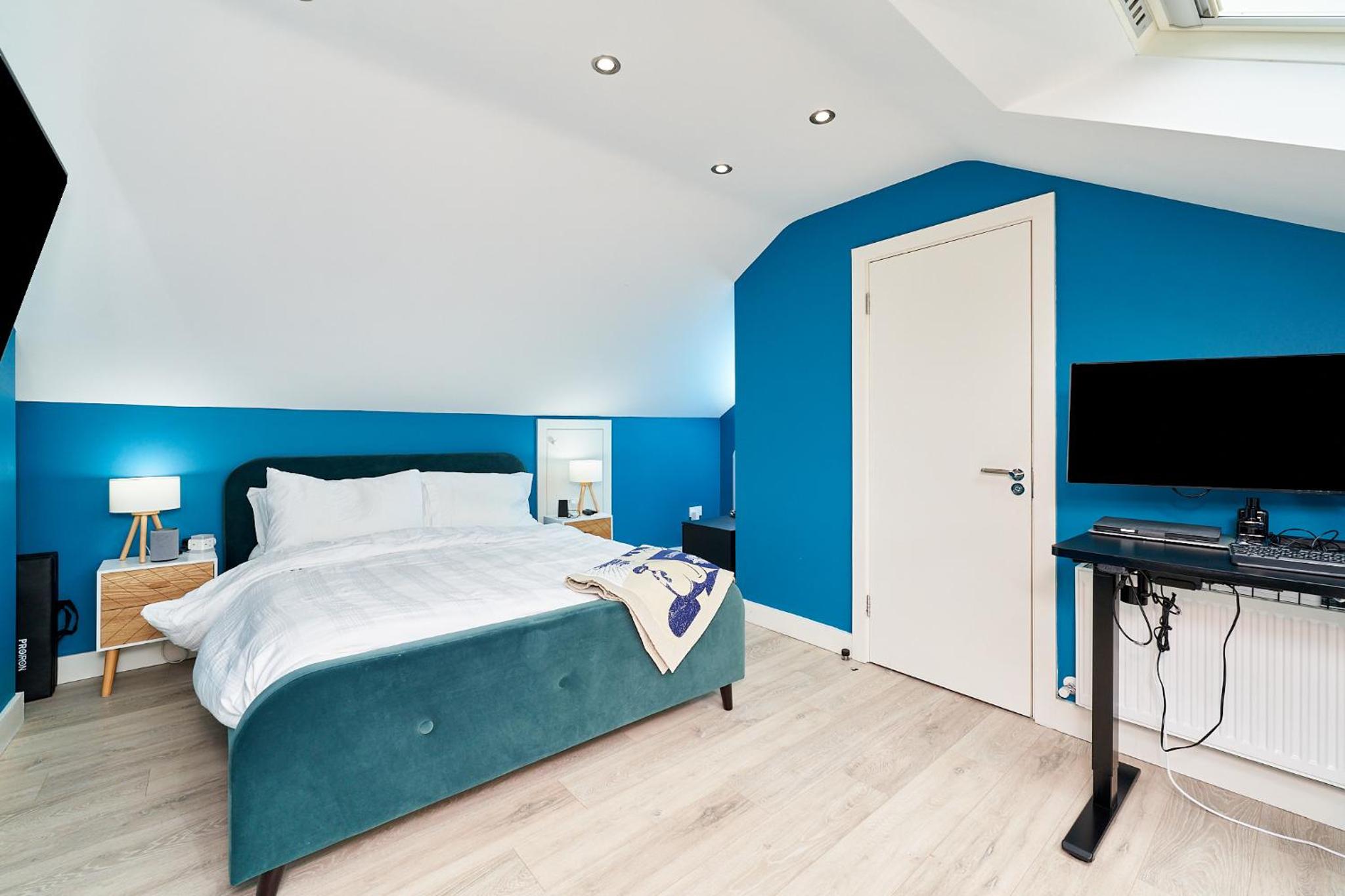 Modern Clonsilla Townhouse Sleeps 6