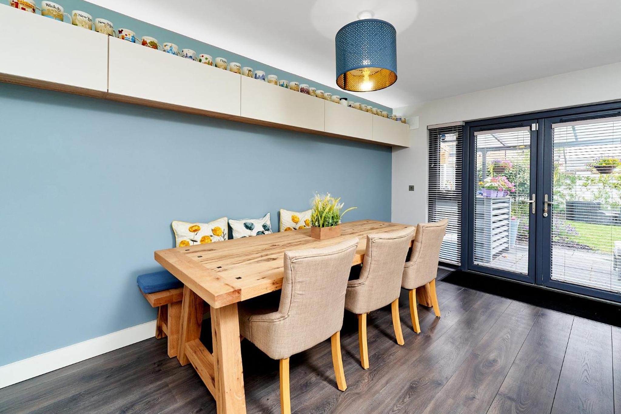 Modern Clonsilla Townhouse Sleeps 6