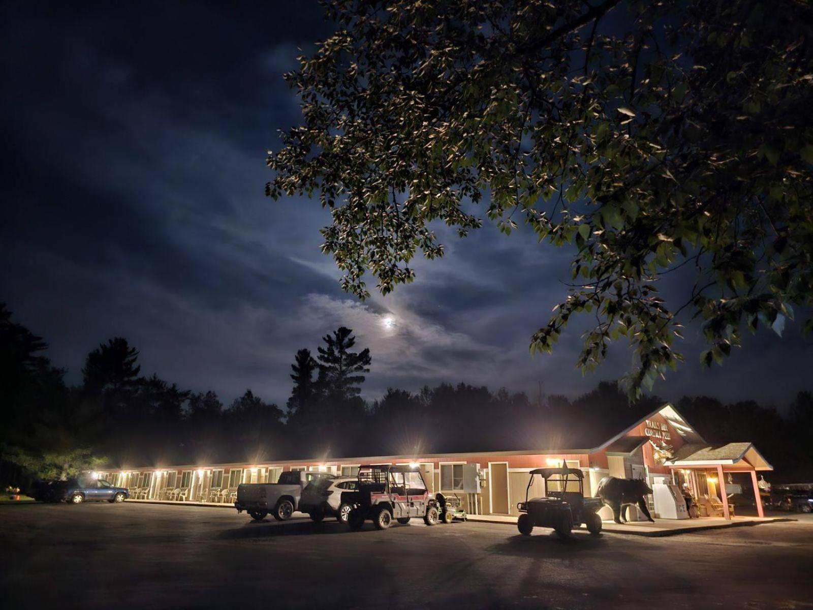 Trails INN Quadna Mountain Motel & RV Park view 2