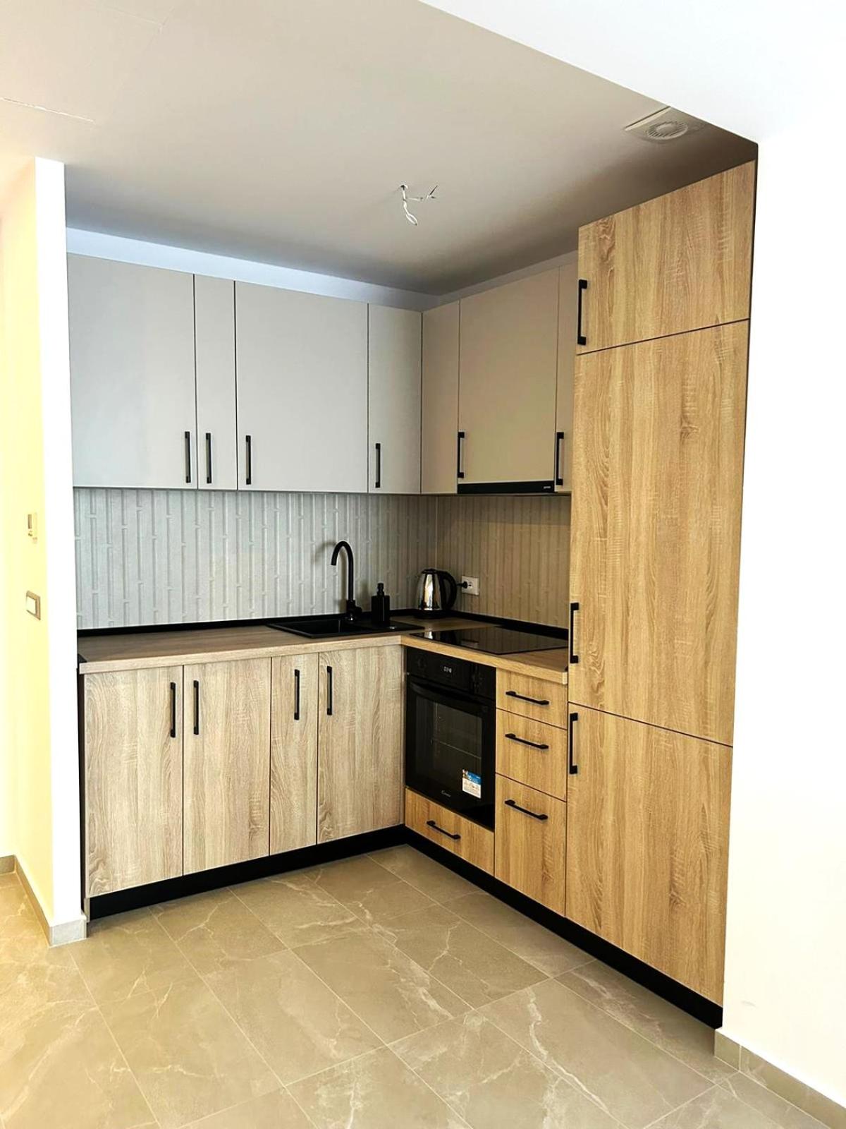 YamaLuxe Apartments - Silent & Warm With Many Facilities view 4
