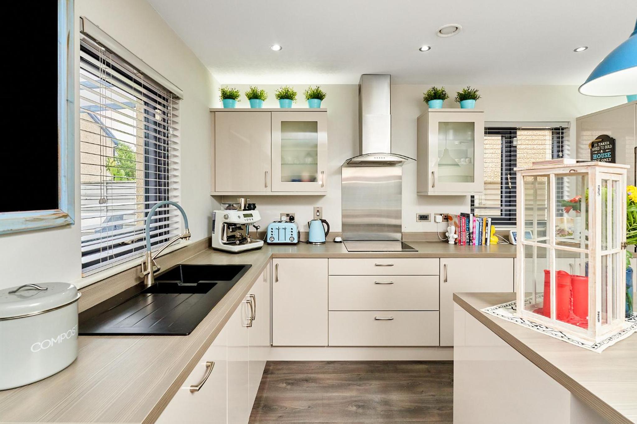 Modern Clonsilla Townhouse Sleeps 6