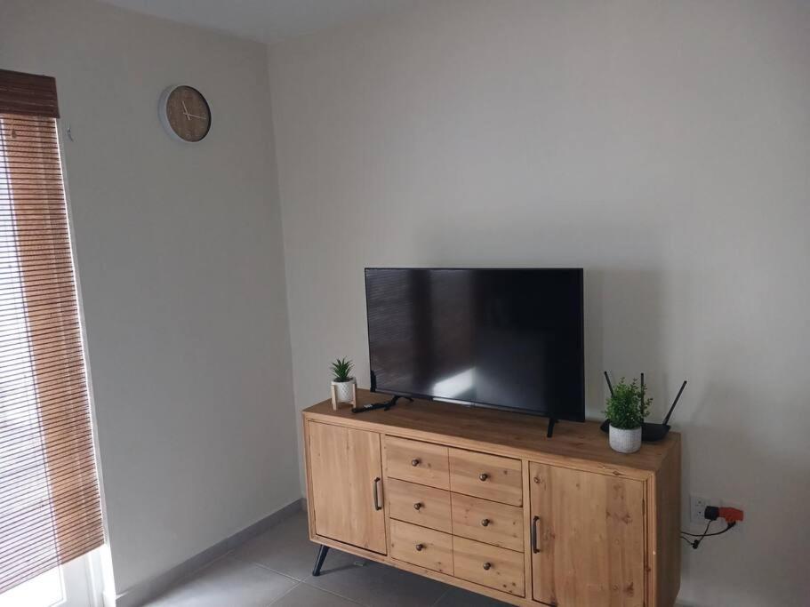 Blue Lagun Apartment B