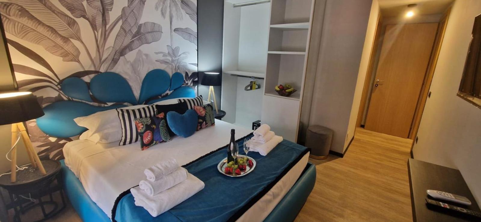 hotel room
