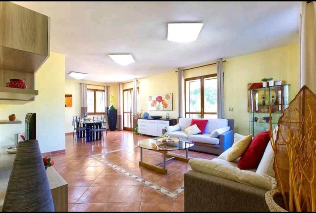 Armarica's House view 4