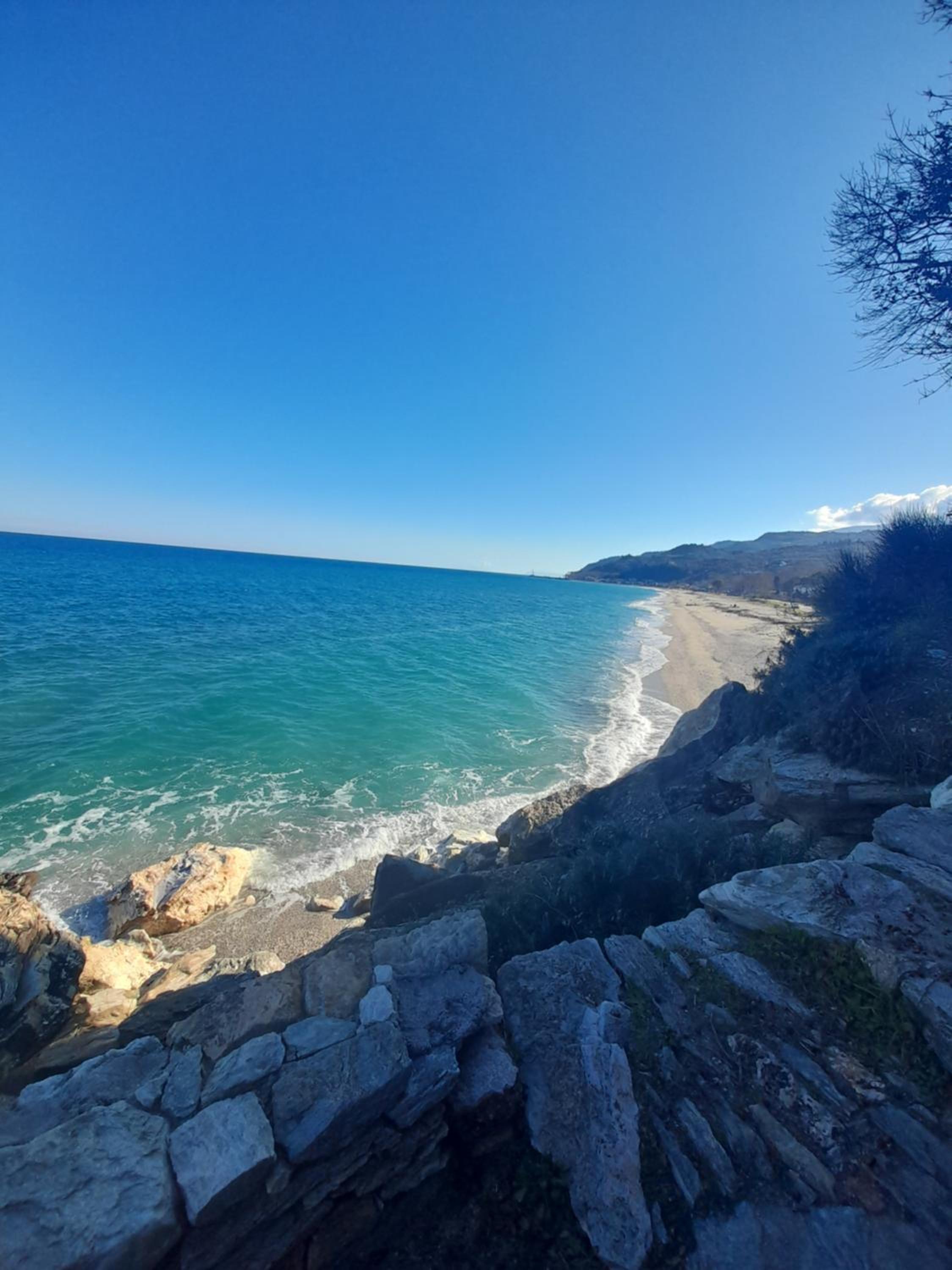 To Limanaki