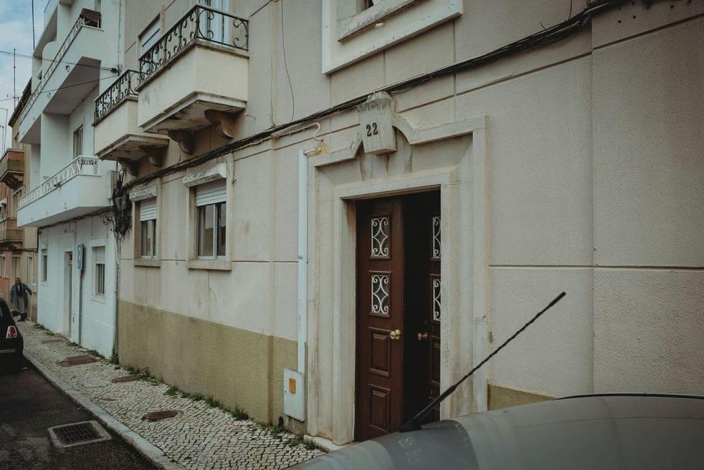 Artist’s corner in central Caldas view 3