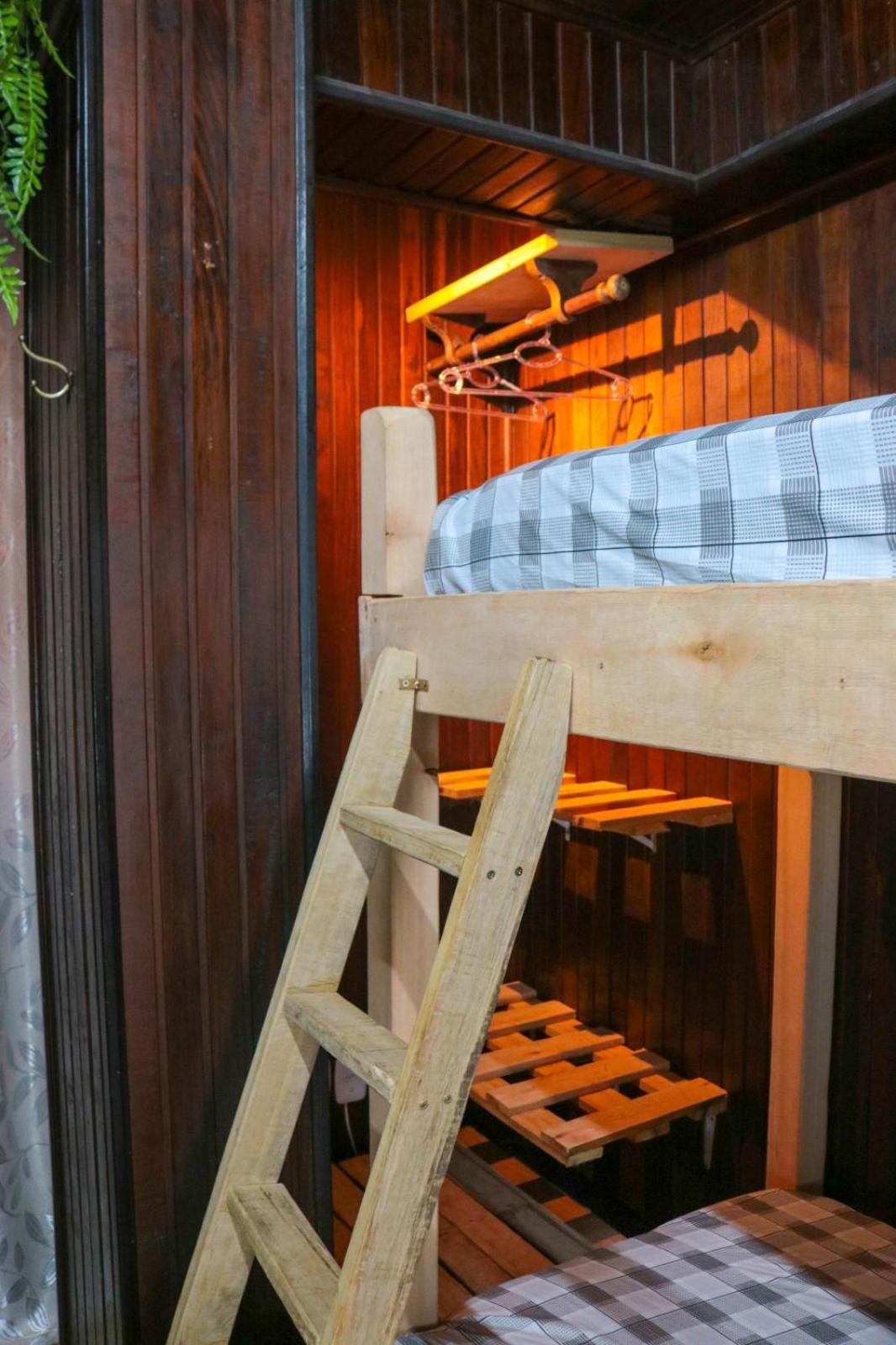 HOSTEL FAMILIA ZANATTA