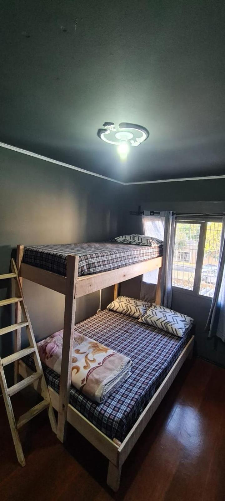 HOSTEL FAMILIA ZANATTA