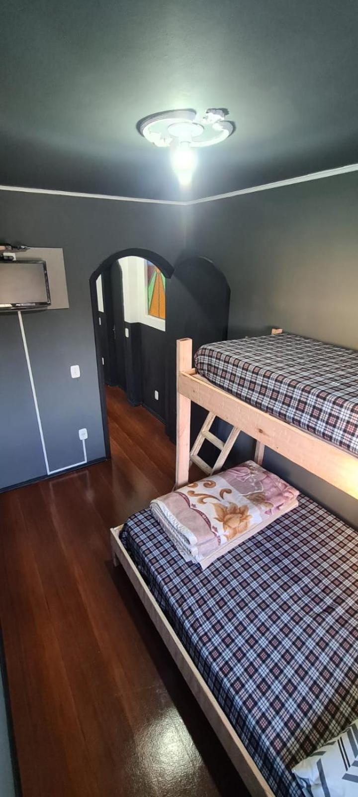 HOSTEL FAMILIA ZANATTA