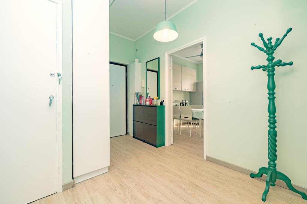 Bright & Cozy Home - City Center