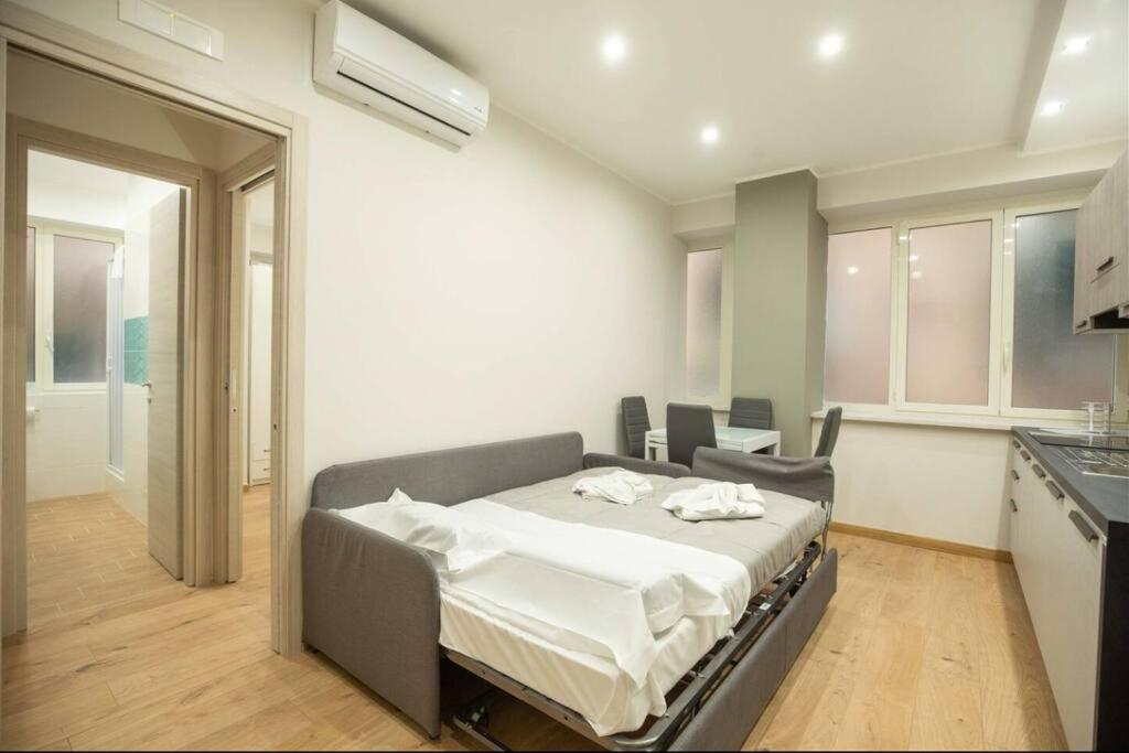 Don Cozzolino Apartment