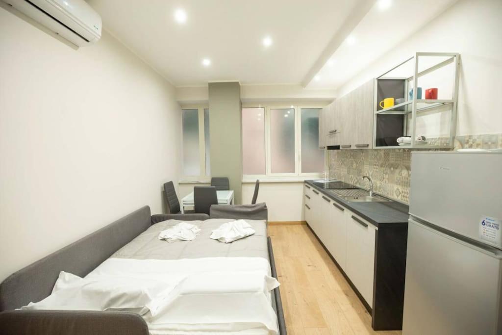 Don Cozzolino Apartment